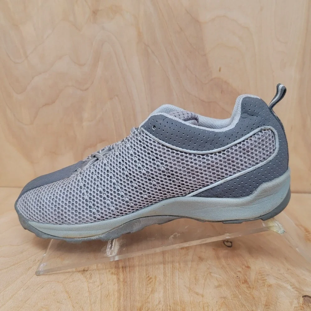 Pearl Izumi Mens Cycling Shoes 8.5 M Gray 5052 Lace Up Low Top Mesh Sneakers